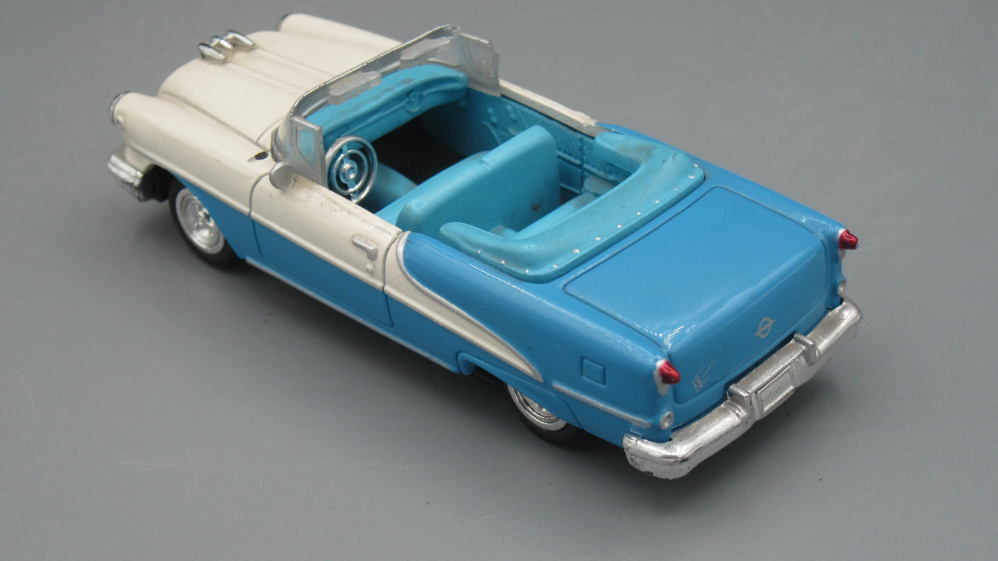 New-Ray Oldsmobile Super 88 1955 White and Blue