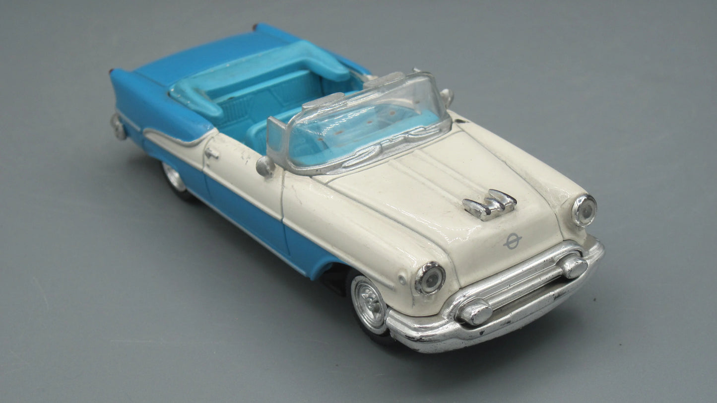 New-Ray Oldsmobile Super 88 1955 White and Blue