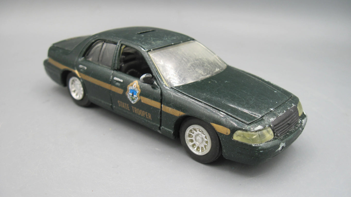 Road Champs Ford Crown Victoria Police Interceptor 1999 Green