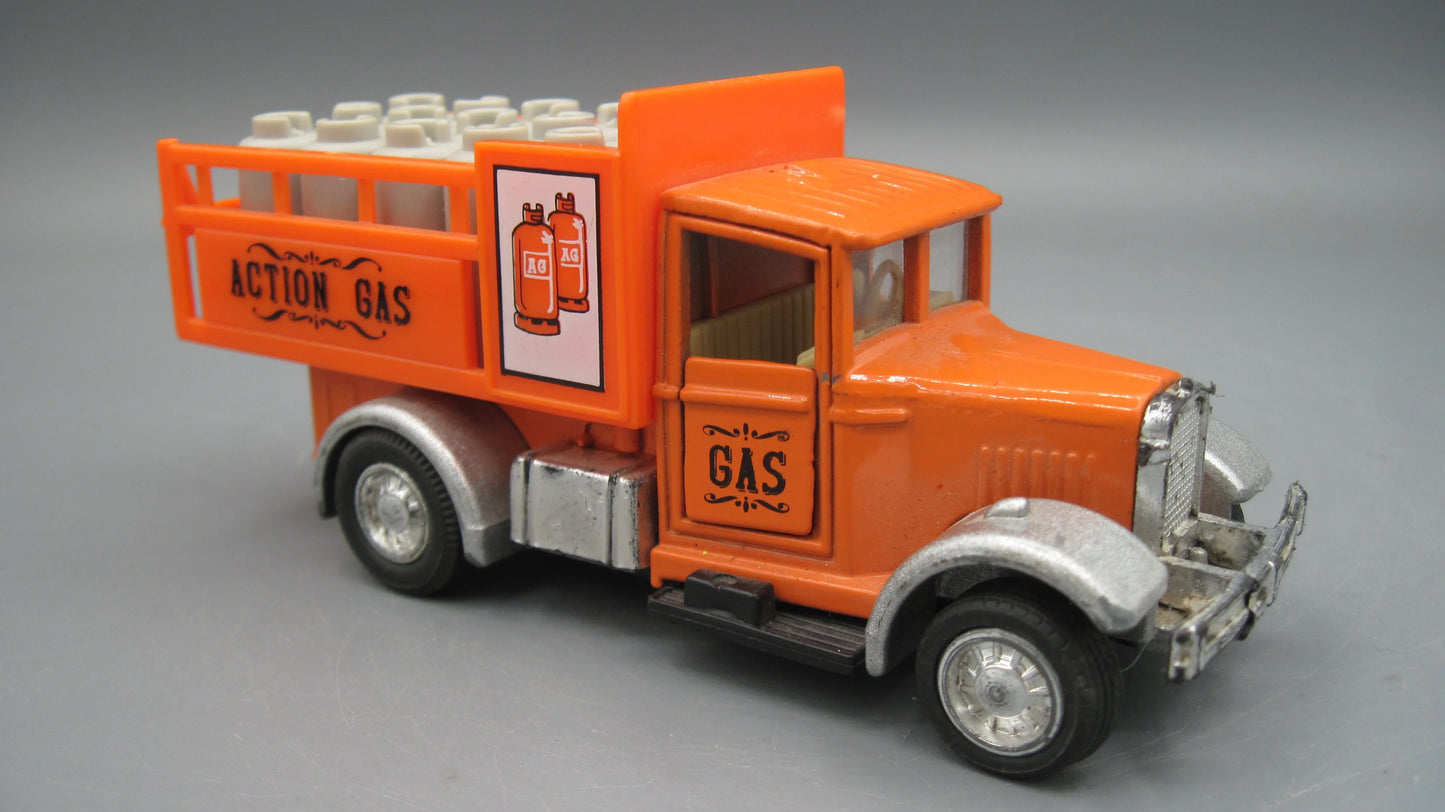 Welly Ford Stake Truck Orange