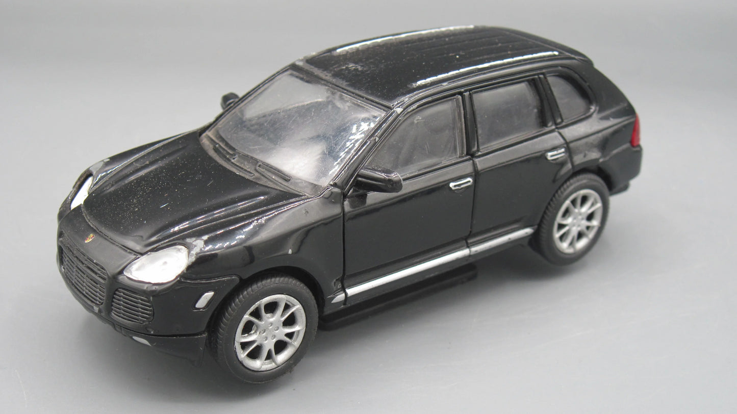 Welly Porsche Cayenne Turbo Black