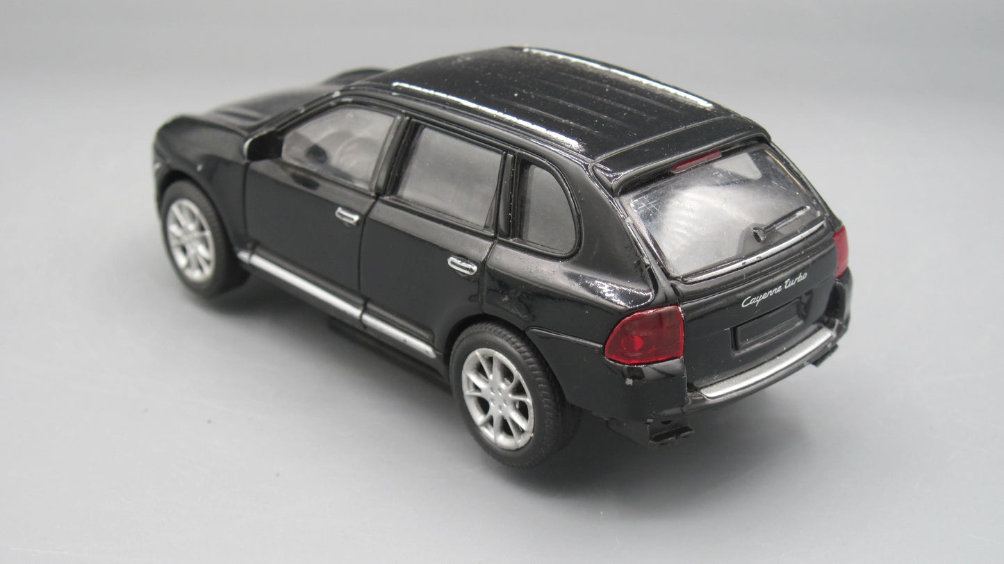 Welly Porsche Cayenne Turbo Black