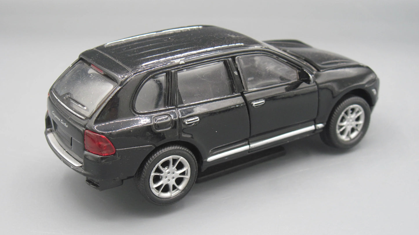 Welly Porsche Cayenne Turbo Black