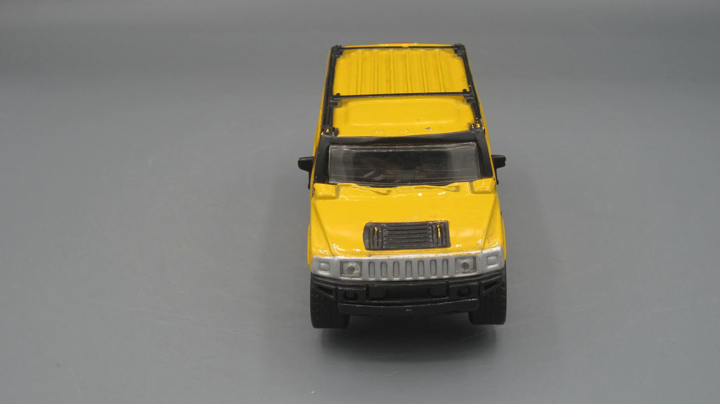 Maisto GM Hummer H2 SUV Yellow