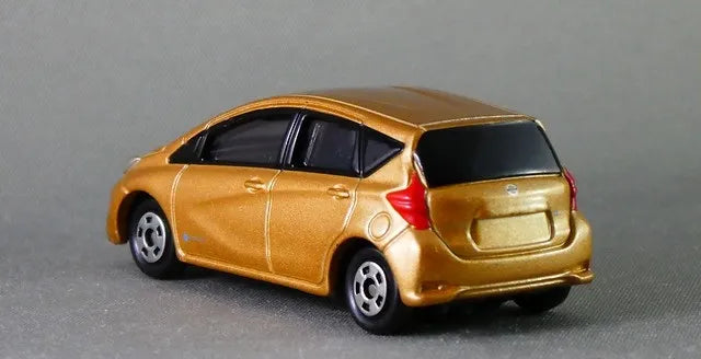 Tomy Takara Nissan Note Golden 48