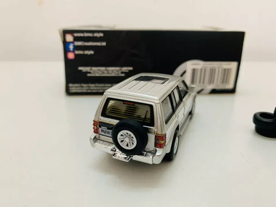 BMC Limited Edition Mitsubishi Pajero - 2Gen White Jungle Pack