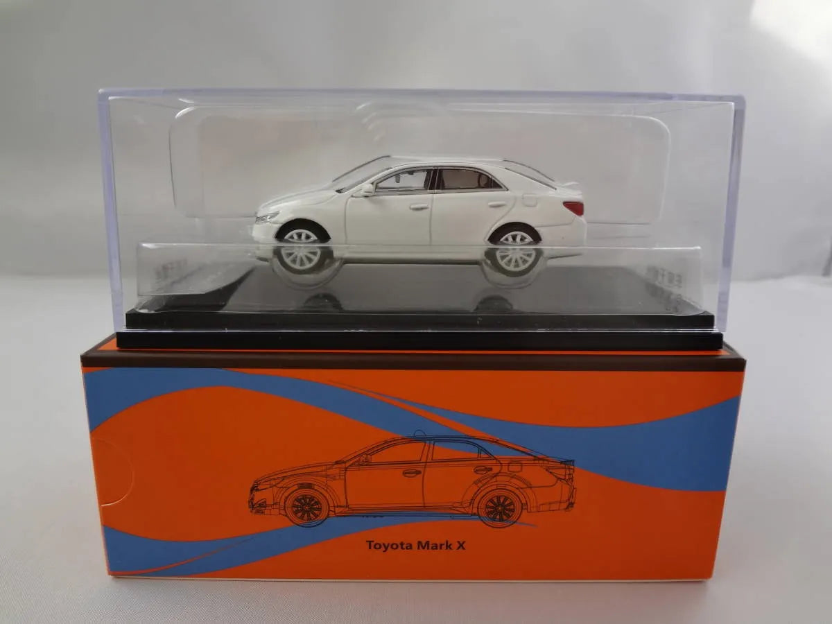 GCD Gaincorp Toyota Mark X - GRX 133 White 146