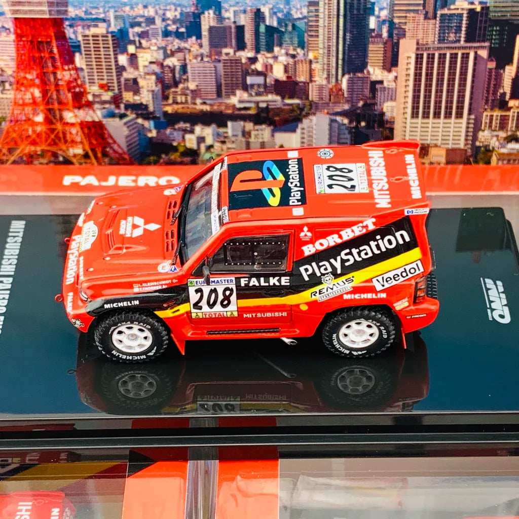 Inno 64 Mitsubishi Pajero Evolution # 208 1999 Red Granada-Dakar