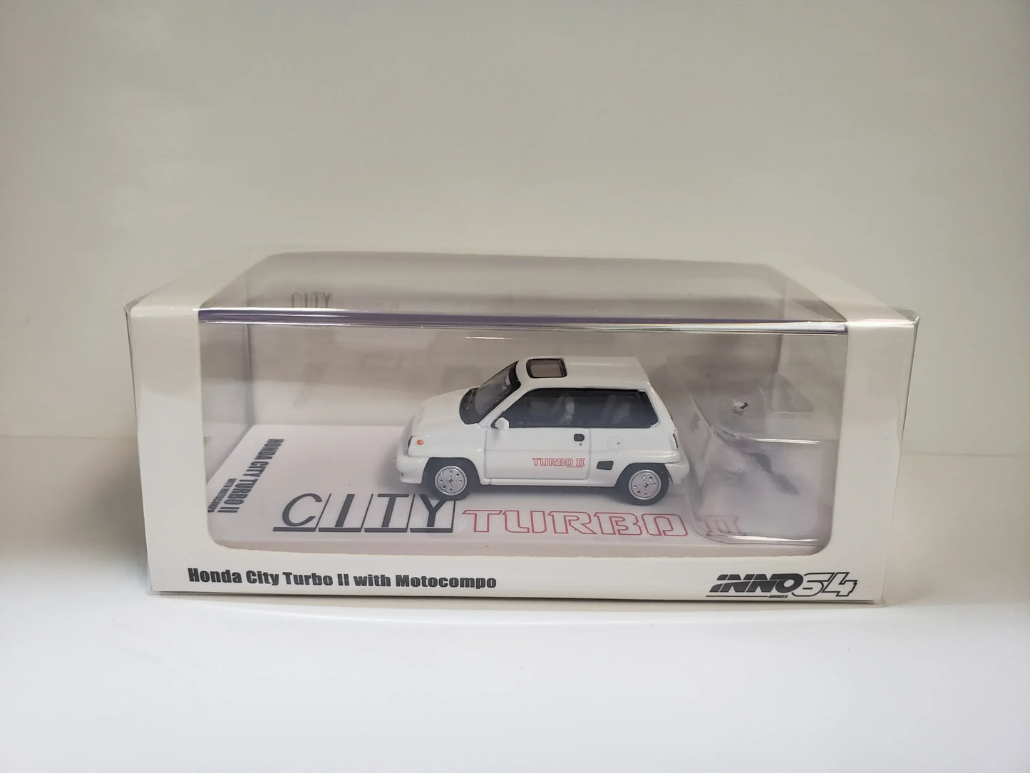 Inno 64 Honda City Turbo II White With Motocompo bike
