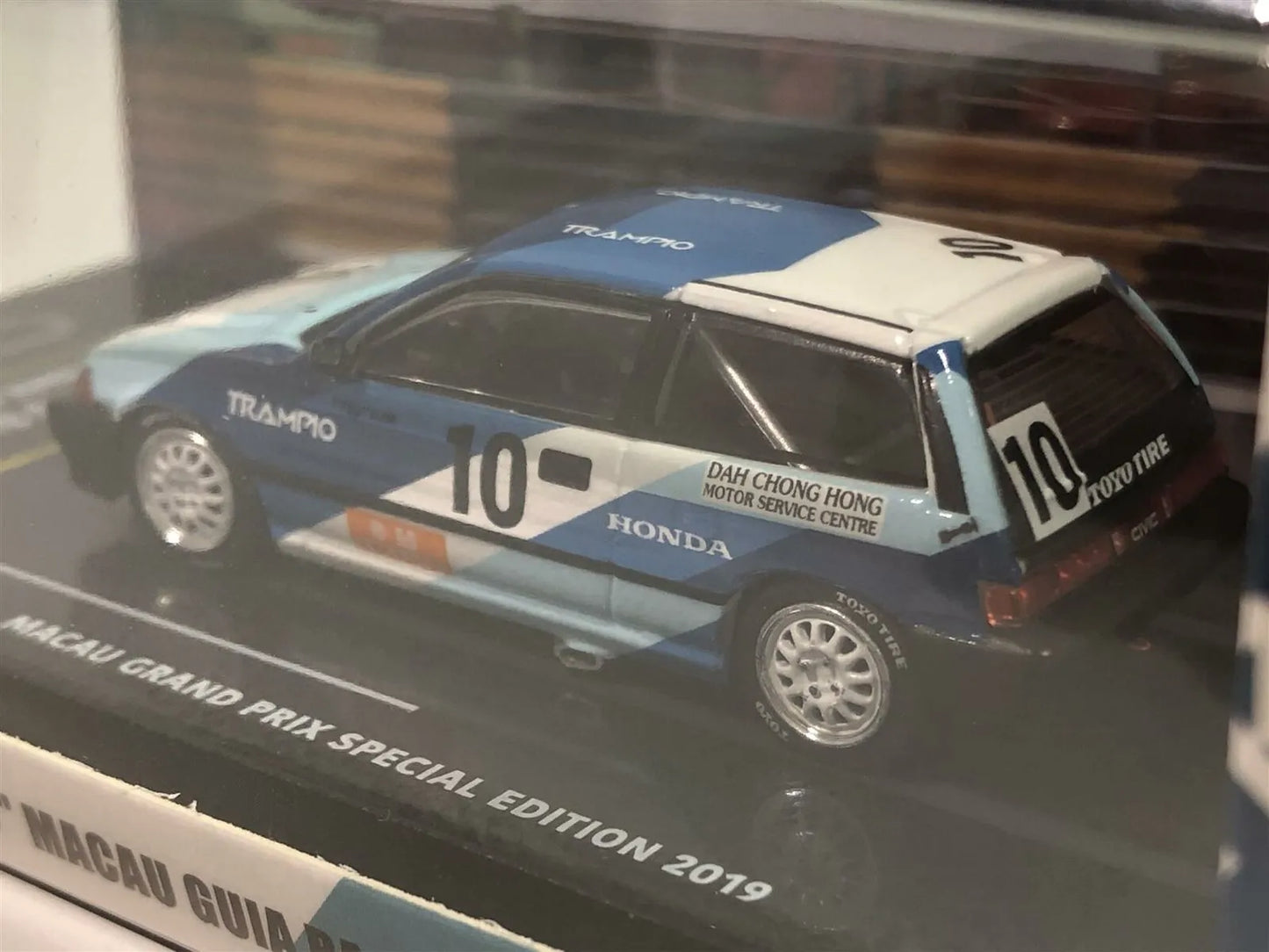 Inno 64 Honda Civic SI E-AT # 10 1986 Blue, White Trampio Macau Guia Race