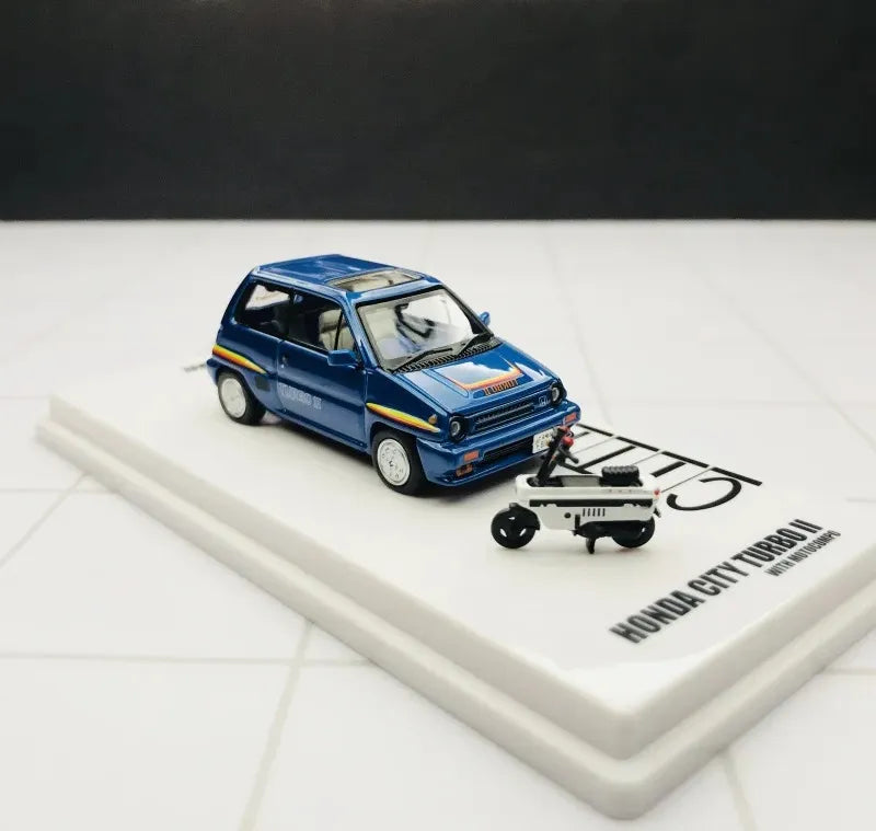 Inno 64 Honda City Turbo II Blue With Motocompo bike
