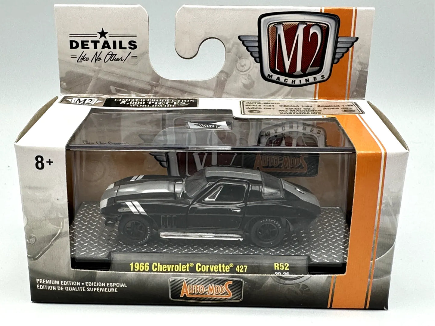 M2 Machines Limited Edition Chevrolet Corvette 1966 Black, Silver