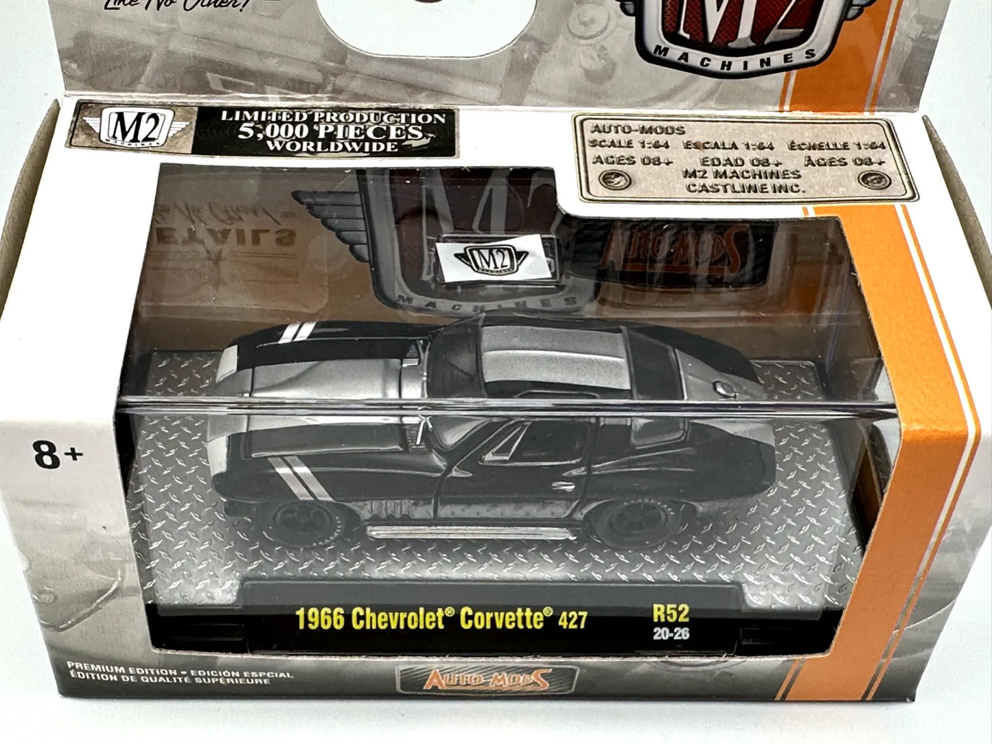 M2 Machines Limited Edition Chevrolet Corvette 1966 Black, Silver