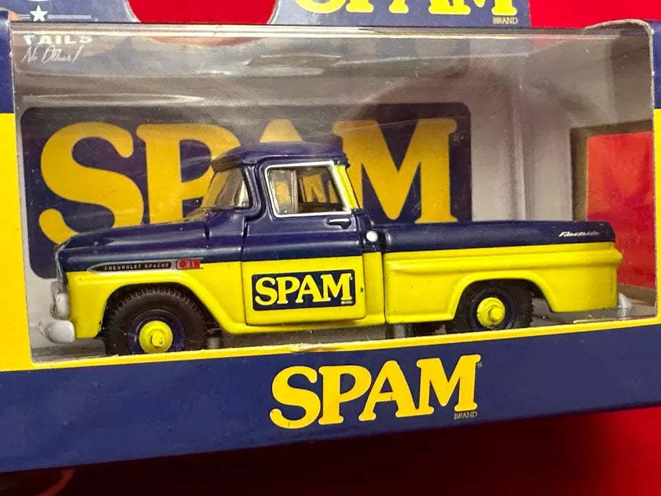 M2 Machines Limited Edition Chevrolet Apache De Luxe Fleetside 1959 Blue, Yellow SPAM