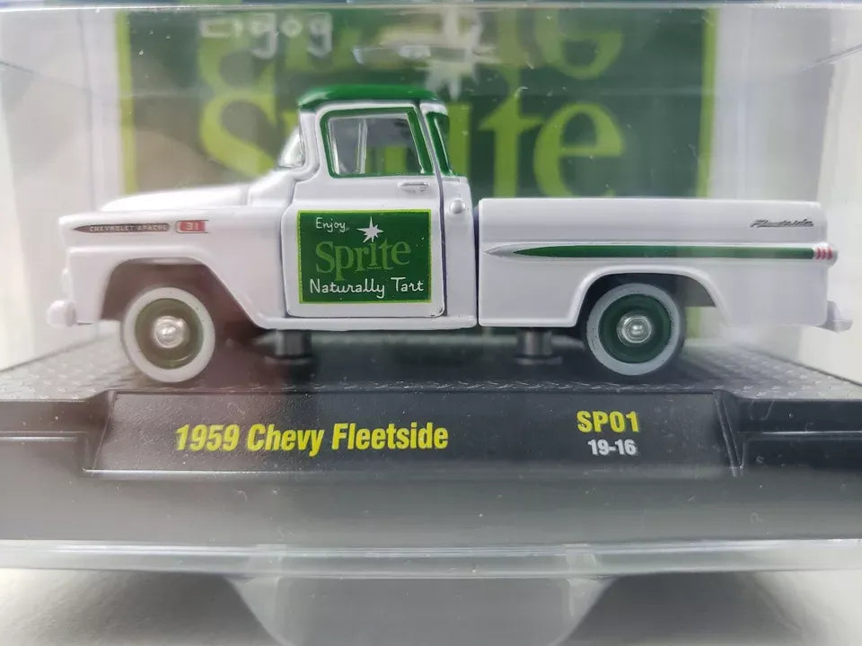M2 Machines Limited Edition Chevrolet Chevy Fleetside 1959 White, Green Sprite