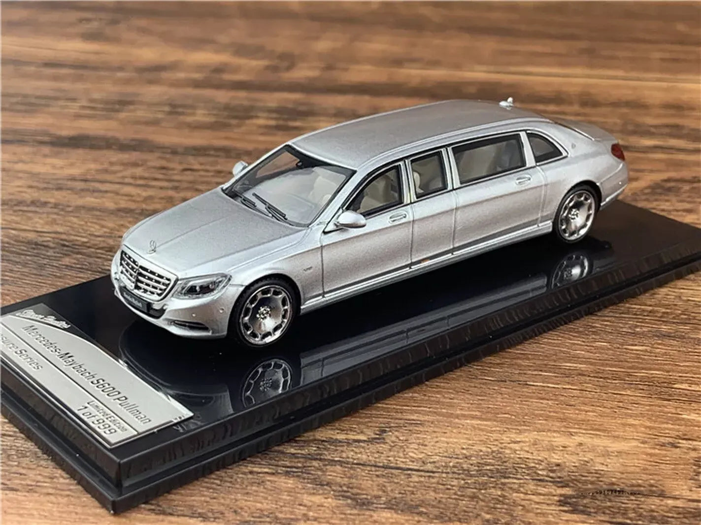 Stance Hunters Treasure Series Mercedes Maybach S600 Pullman Silver, Black