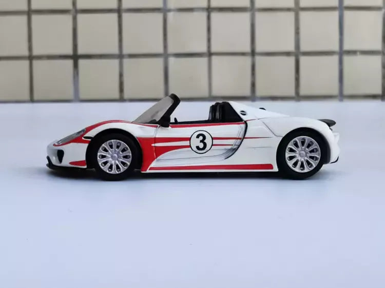 Schuco Toyeast Limited Edition Porsche 918 Spyder No. 3 White