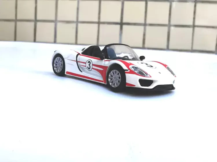 Schuco Toyeast Limited Edition Porsche 918 Spyder No. 3 White