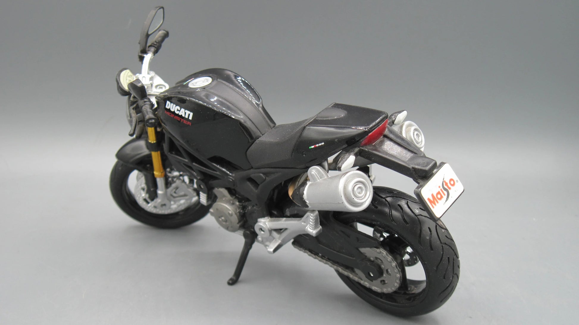 Maisto   Ducati Multistrada 1200S  Black