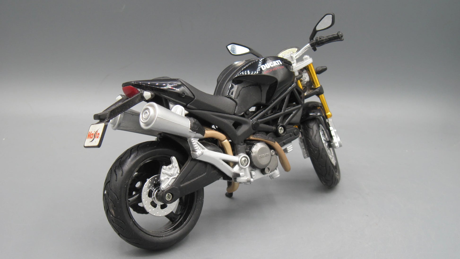 Maisto   Ducati Multistrada 1200S  Black