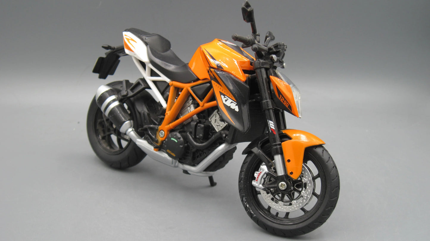 Maisto   KTM Super Duke 1290  Orange