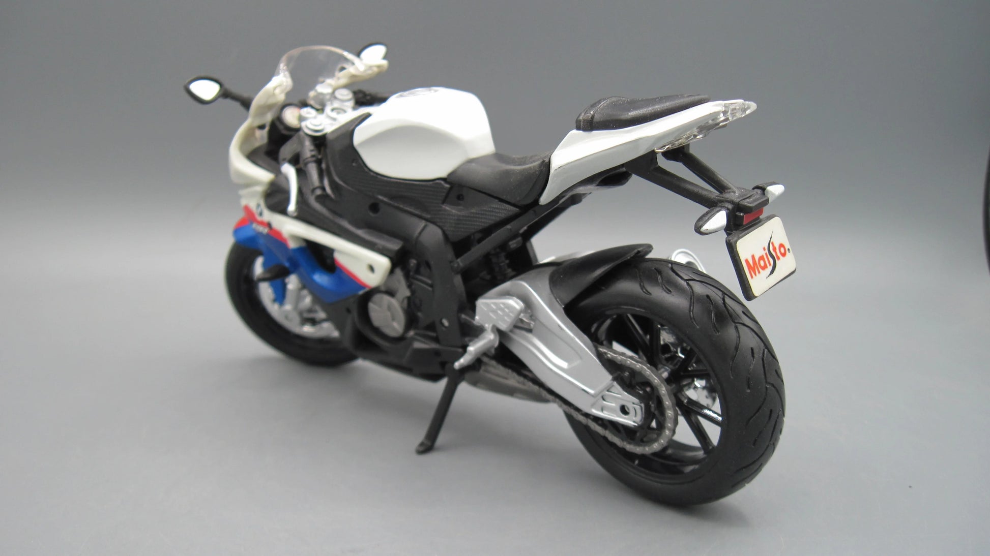 Maisto   BMW S1000RR   White