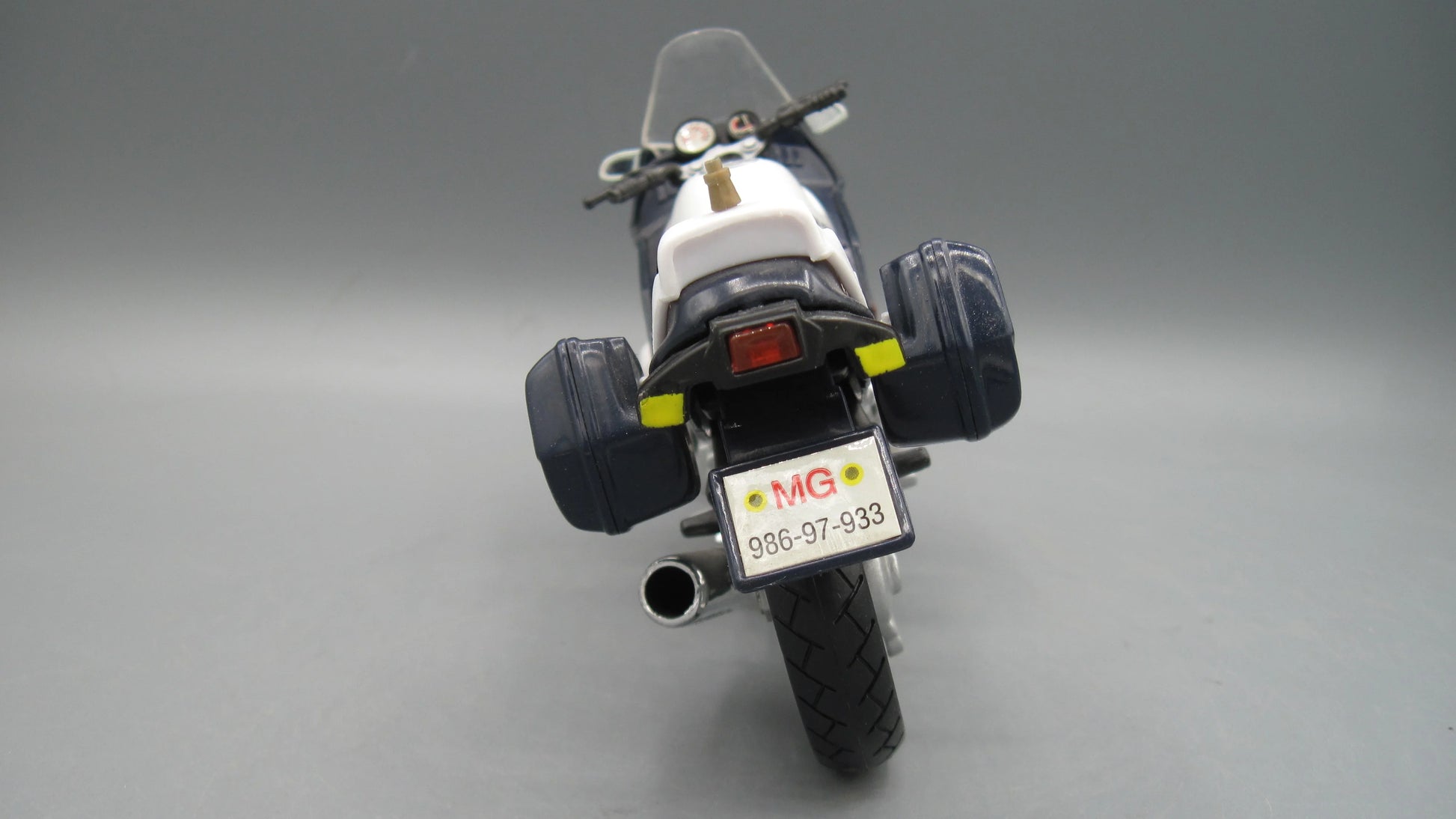 Maisto    Police bike  White