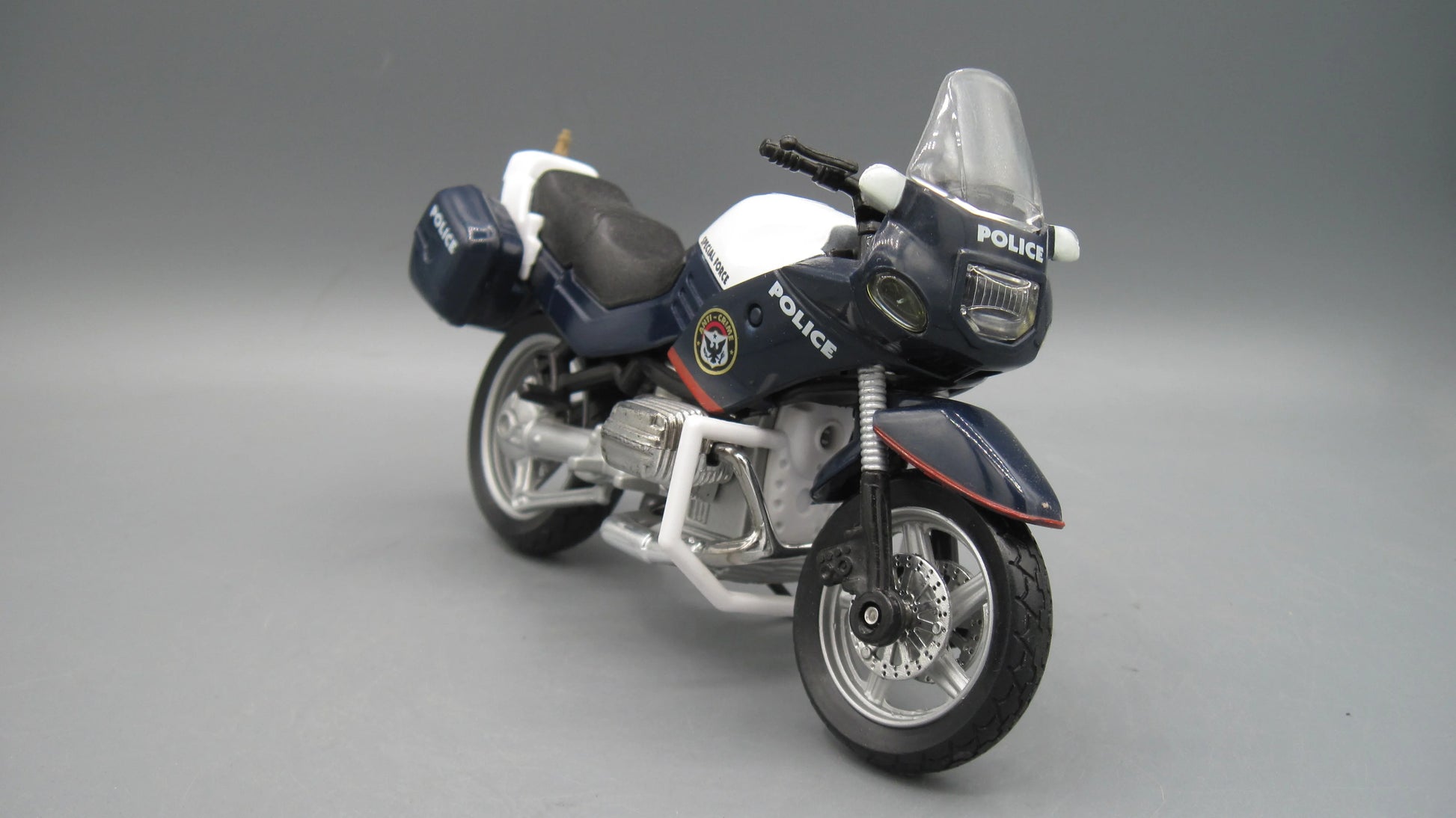 Maisto    Police bike  White