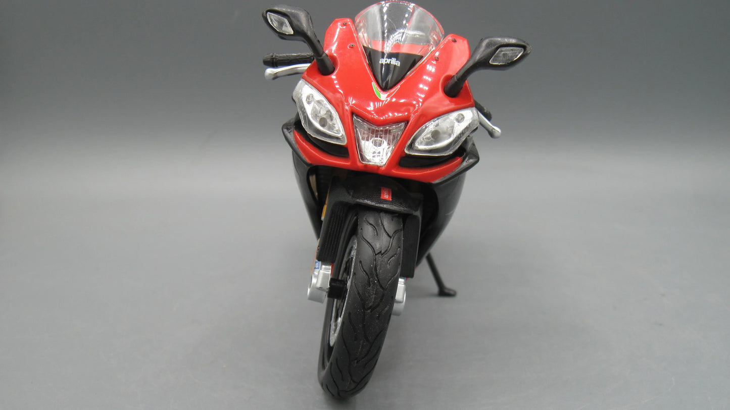 Maisto   Aprilia RSV4  Red + Black