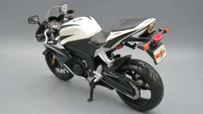 Maisto   Honda CBR 1000RR   White + Black
