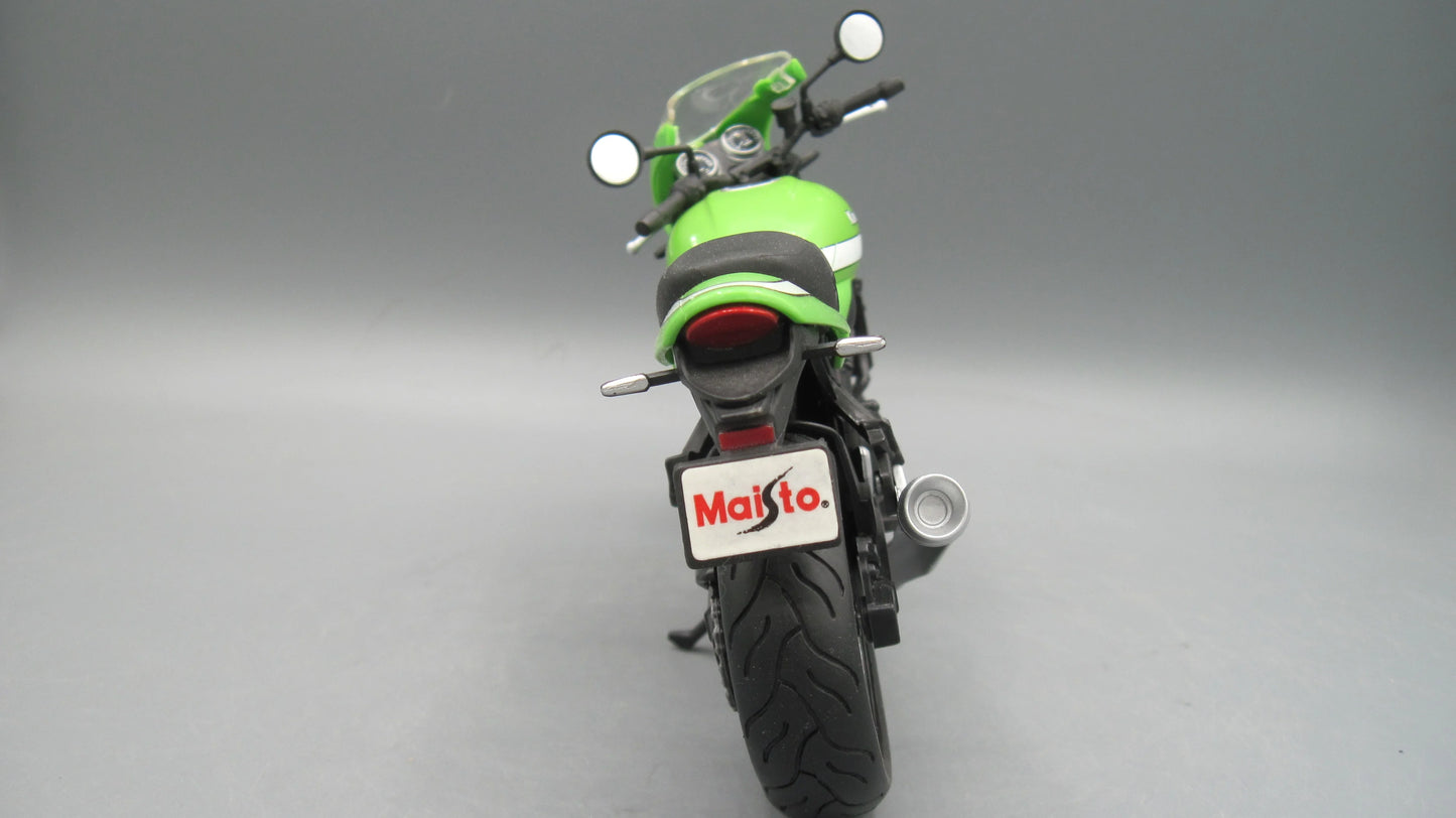 Maisto   Kawaski Z900 RS  Green
