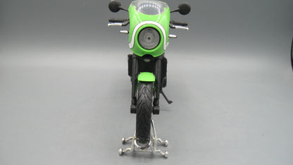 Maisto   Kawaski Z900 RS  Green