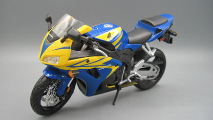 Maisto   Honda CBR 1000RR Yoshimura  Blue + Yellow