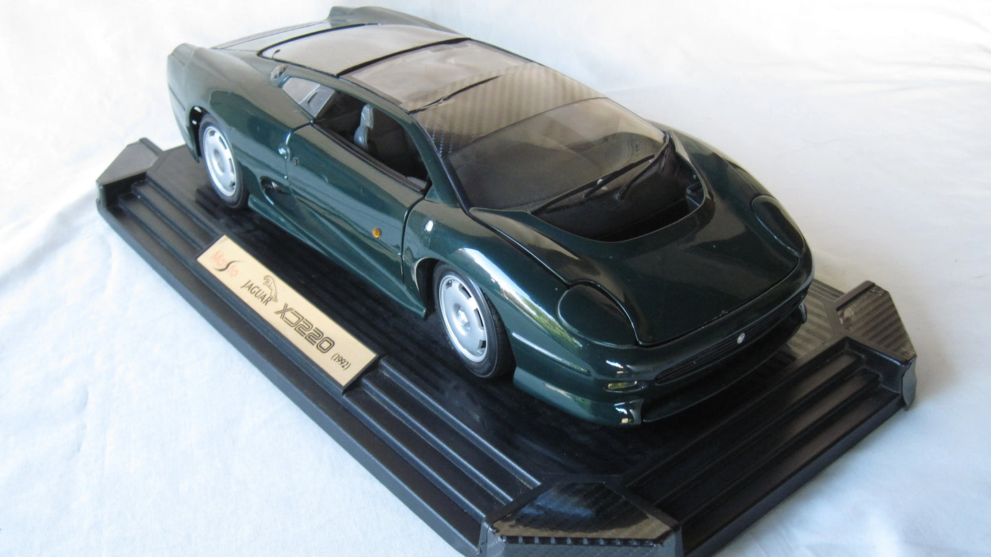 Maisto   Jaguar XJ 220 1992 Green