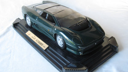 Maisto   Jaguar XJ 220 1992 Green