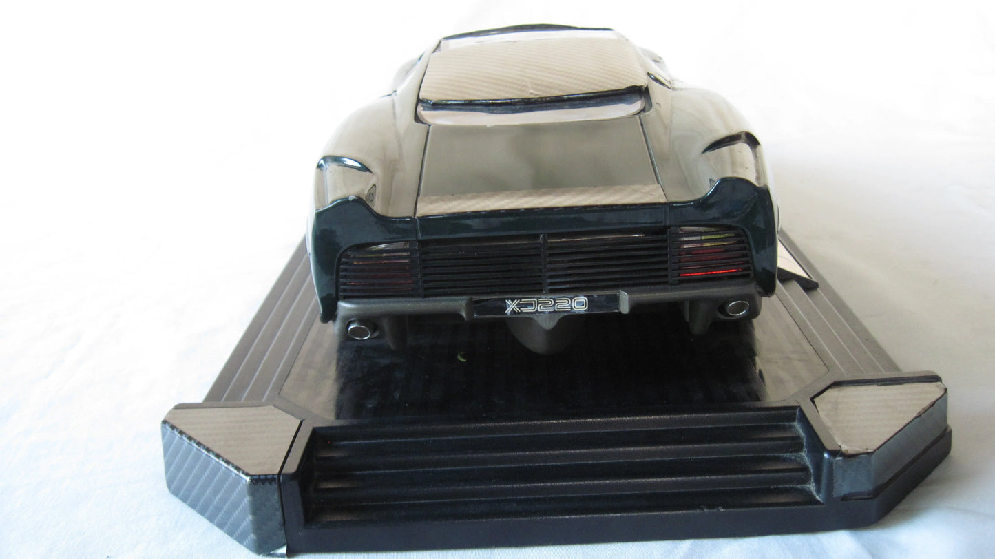 Maisto   Jaguar XJ 220 1992 Green