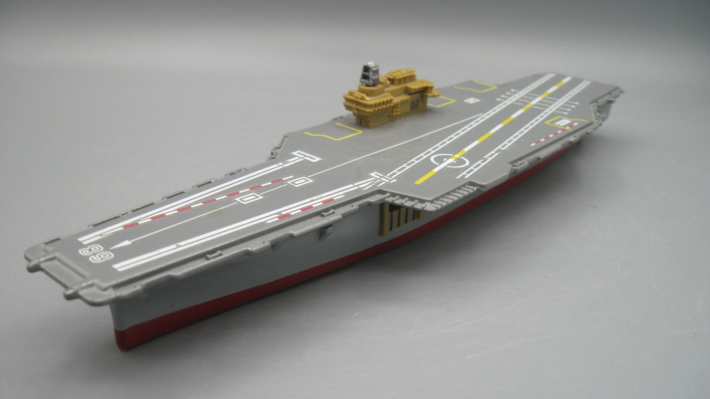 Motor Max    76745 Midway 9" Aircraft Carrier 2002 Grey