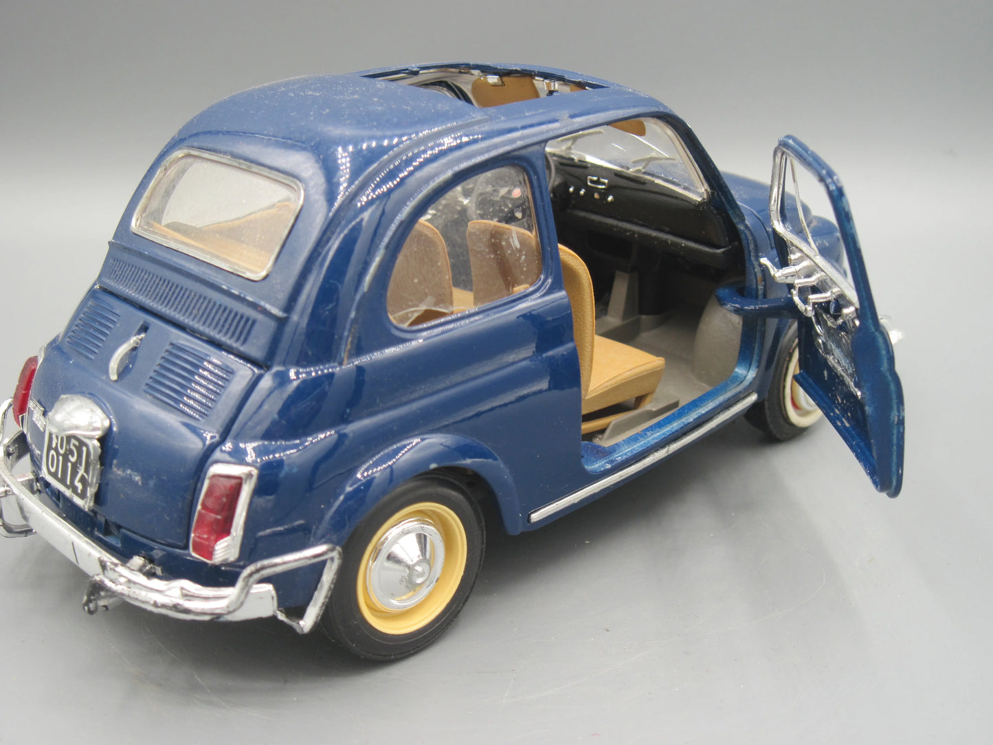 Bburago   Fiat 500  Blue