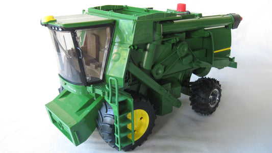 Bruder   John Deere T670i  Green