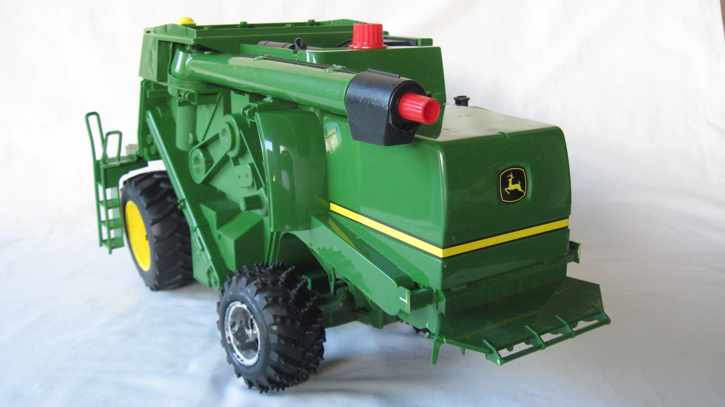 Bruder   John Deere T670i  Green