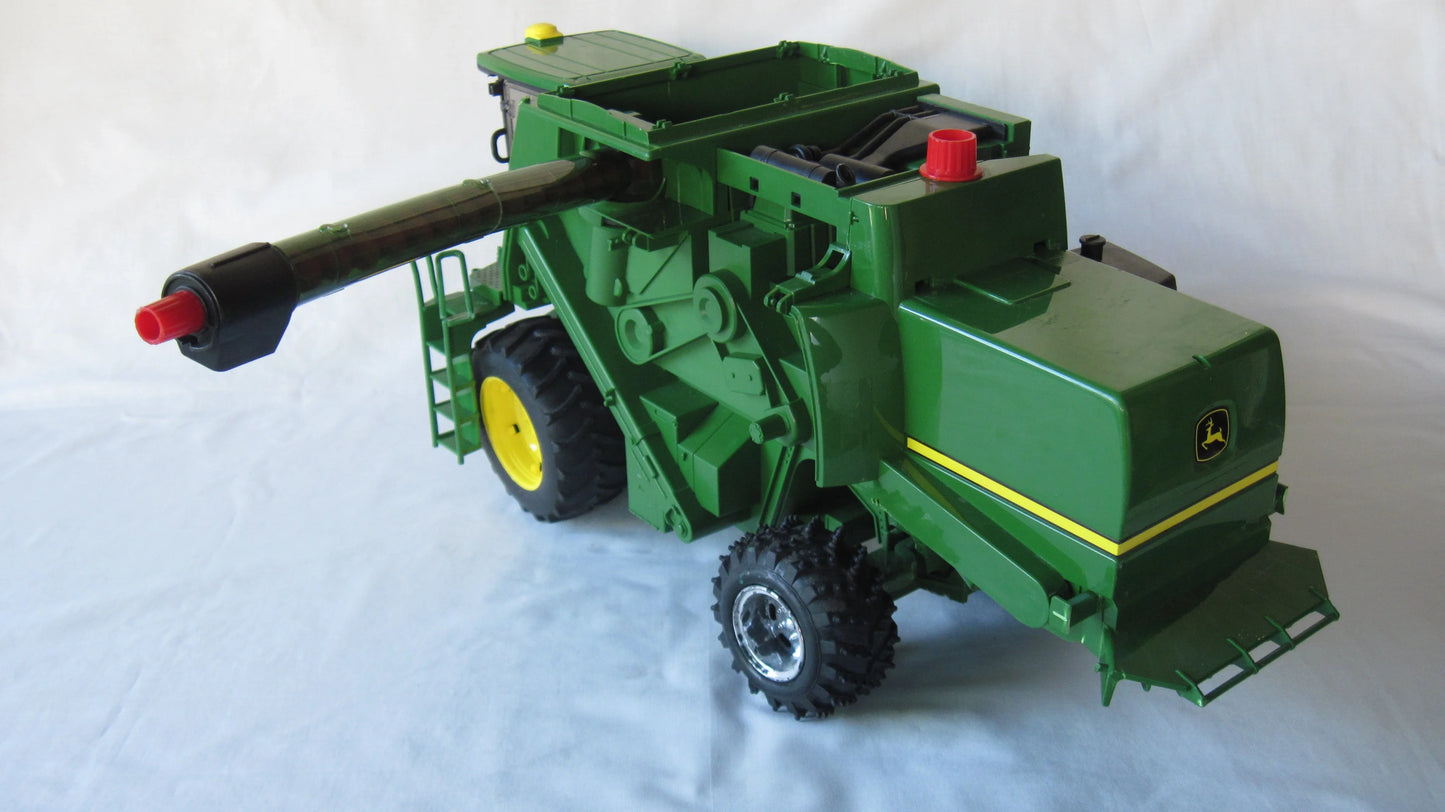 Bruder   John Deere T670i  Green