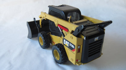 Diecast Masters   Caterpillar 272 D2  Yellow