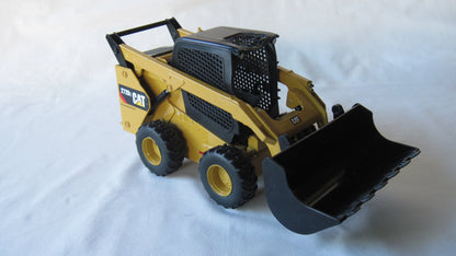 Diecast Masters   Caterpillar 272 D2  Yellow