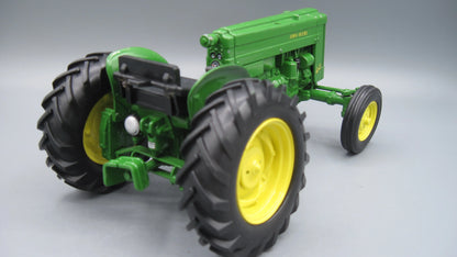 ERTL   John Deere 40 Tractor  Green