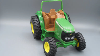 ERTL   John Deere Tractor  Green