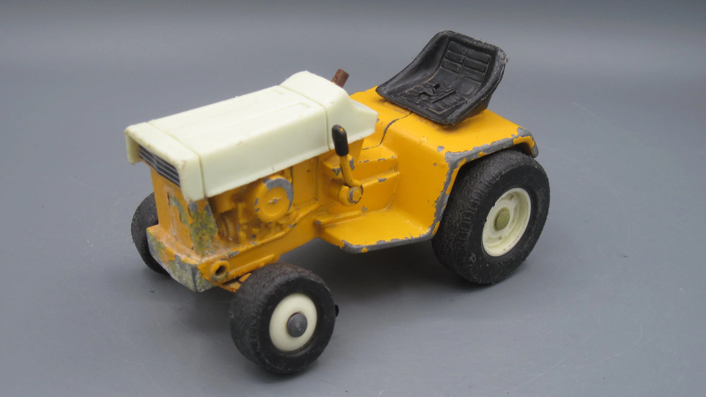 ERTL   International Harvester Industrial Tractor  Yellow