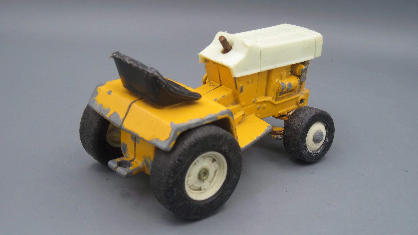 ERTL   International Harvester Industrial Tractor  Yellow