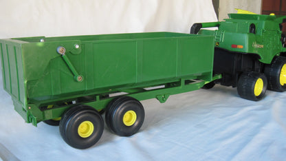 Tomy    John Deere EX2-5AZ with Loading Trolly  Green