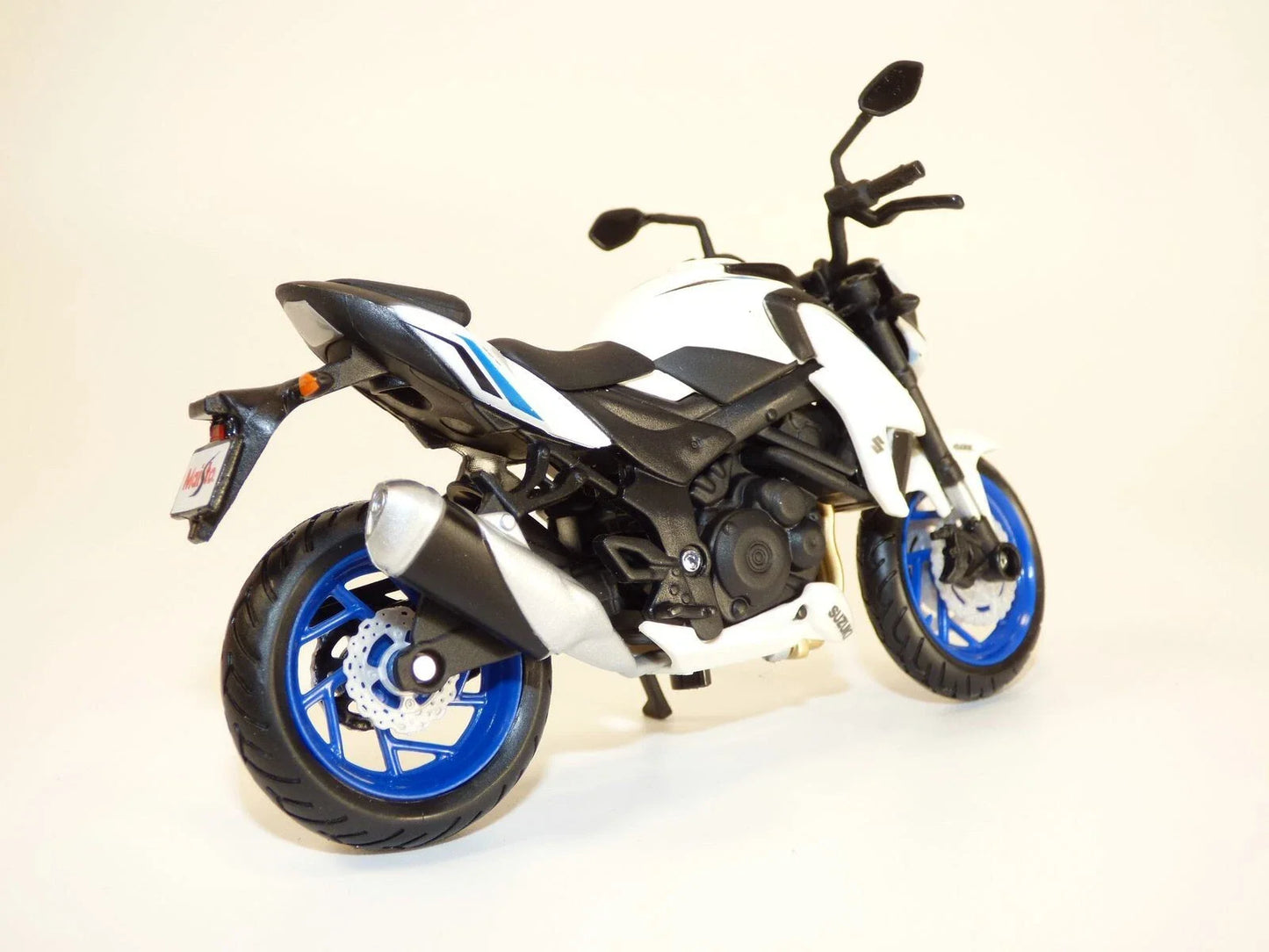 Adventure Force   Set of x4 motorcycles KTM Duke, Yamaha R6, Suzuki GSX-R, Honda Africa Twin (Set of x4 Motorcycles)  Multi Colors