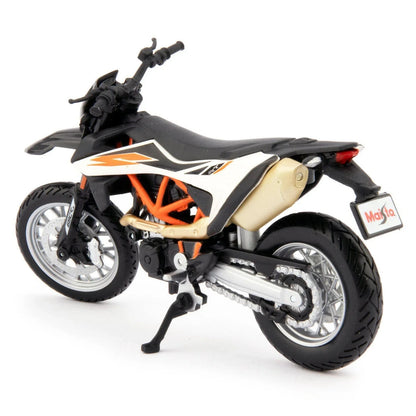 Adventure Force   Set of x4 motorcycles KTM Duke, Yamaha R6, Suzuki GSX-R, Honda Africa Twin (Set of x4 Motorcycles)  Multi Colors